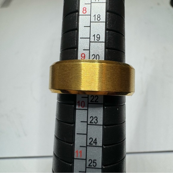 NWT Tungsten 8mm 18K Matte Band - Picture 16 of 16